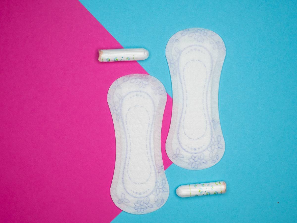 Infographic showing the environmental impact of non-biodegradable sanitary products.